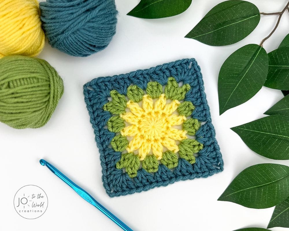 Sunburst Granny Square Crochet Pattern
